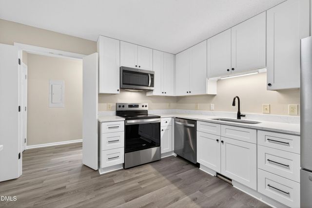 117 Trappers Run Drive, Cary, NC 27513
