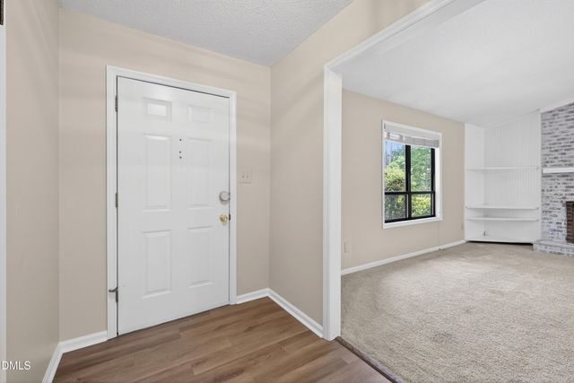 117 Trappers Run Drive, Cary, NC 27513