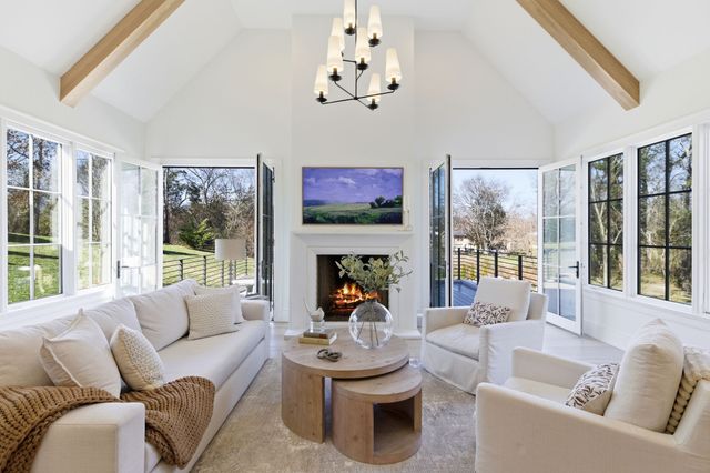 1213 Lavada Pl, Brentwood, TN 37027