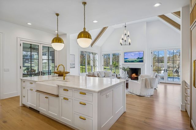 1213 Lavada Pl, Brentwood, TN 37027