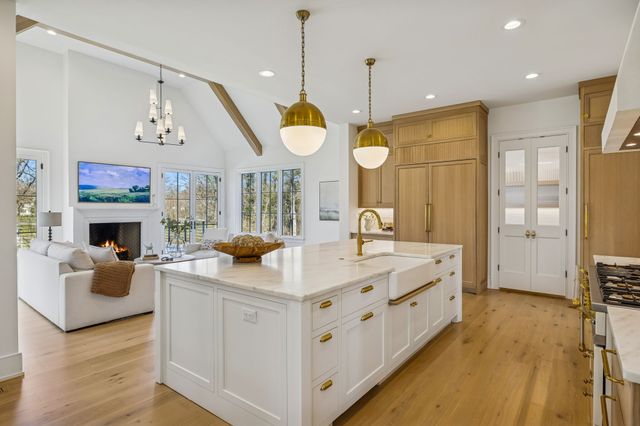 1213 Lavada Pl, Brentwood, TN 37027