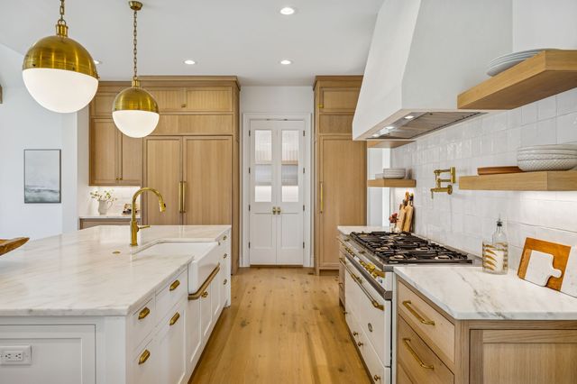 1213 Lavada Pl, Brentwood, TN 37027