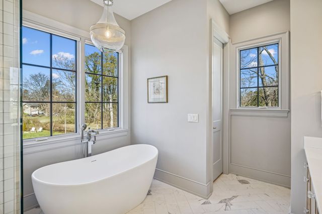 1213 Lavada Pl, Brentwood, TN 37027