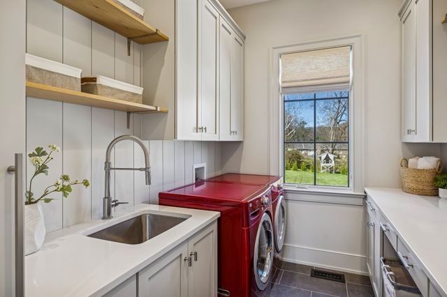 1213 Lavada Pl, Brentwood, TN 37027