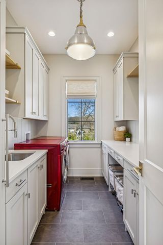 1213 Lavada Pl, Brentwood, TN 37027