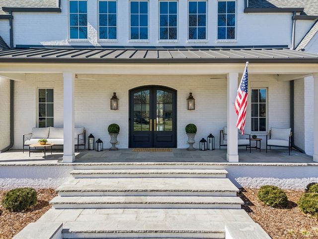 1213 Lavada Pl, Brentwood, TN 37027