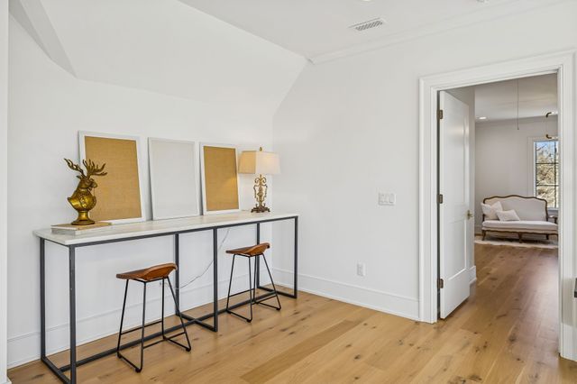 1213 Lavada Pl, Brentwood, TN 37027