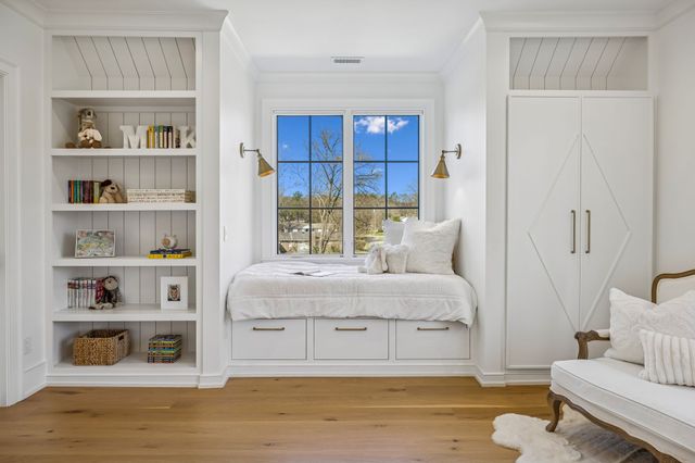 1213 Lavada Pl, Brentwood, TN 37027