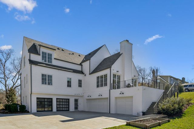 1213 Lavada Pl, Brentwood, TN 37027