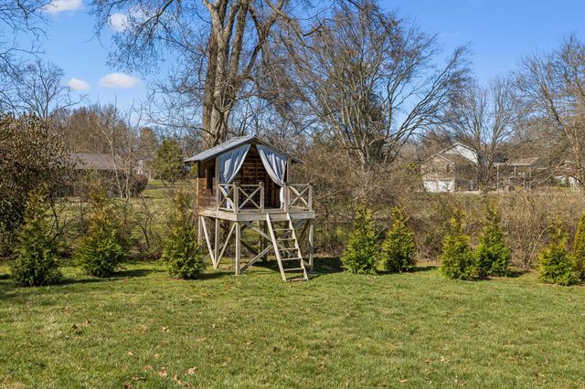 1213 Lavada Pl, Brentwood, TN 37027