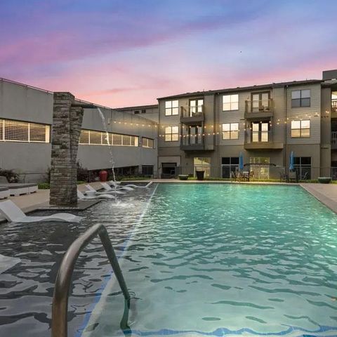 810 W St. johns Ave 1267, Austin, TX 78752