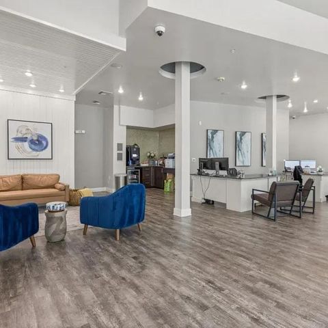 810 W St. johns Ave 1267, Austin, TX 78752