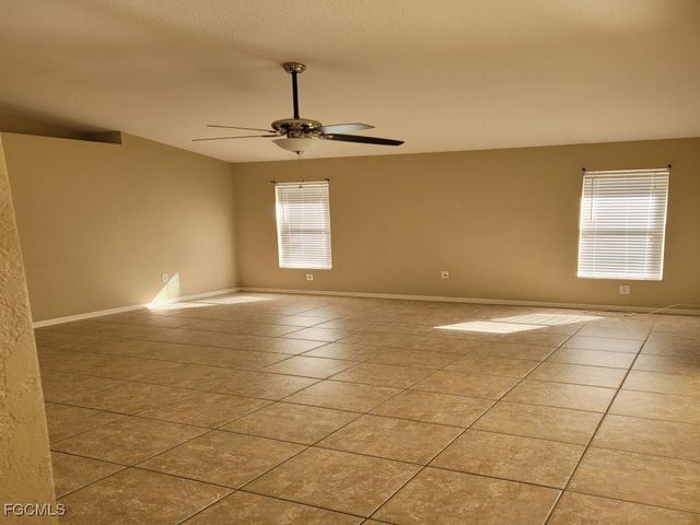 4145 SW 9th AVE, Cape Coral, FL 33914