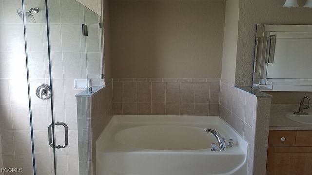 4145 SW 9th AVE, Cape Coral, FL 33914