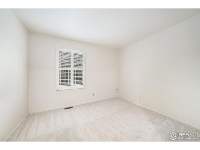 1448 Elmhurst Ct, Longmont, CO 80503