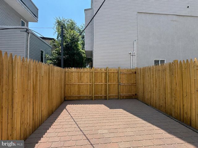 2623 MARTHA ST, Philadelphia, PA 19125