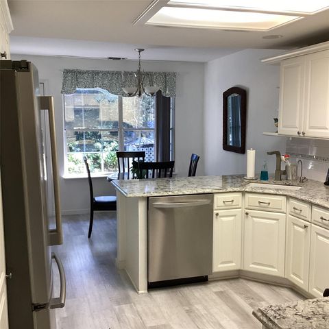 95 Glen Drive, Ridge, NY 11961