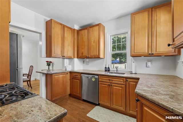 142 Kensington Avenue, Norwood, NJ 07648