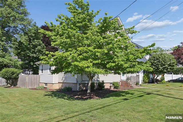 142 Kensington Avenue, Norwood, NJ 07648