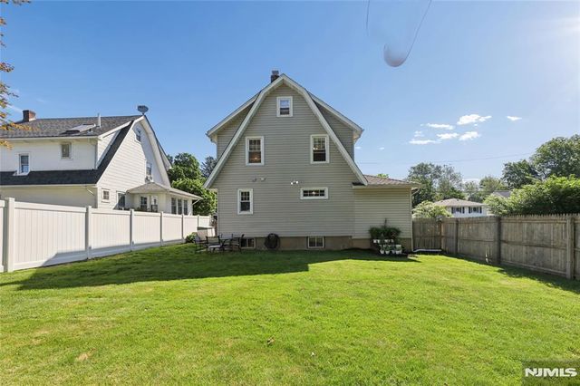142 Kensington Avenue, Norwood, NJ 07648