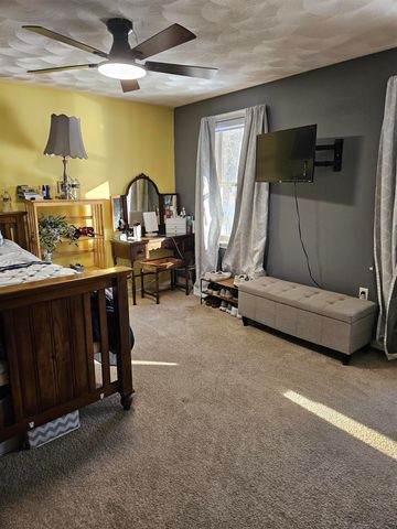 7 Chapman Way, Exeter, NH 03833