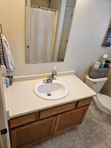 7 Chapman Way, Exeter, NH 03833