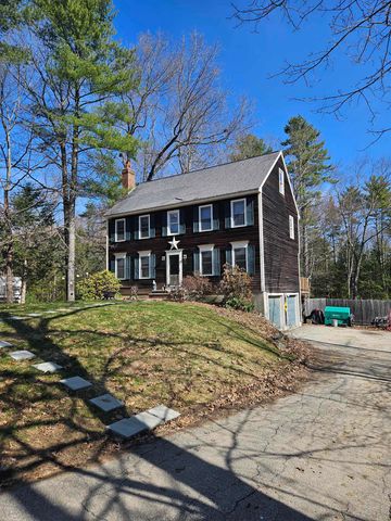 7 Chapman Way, Exeter, NH 03833