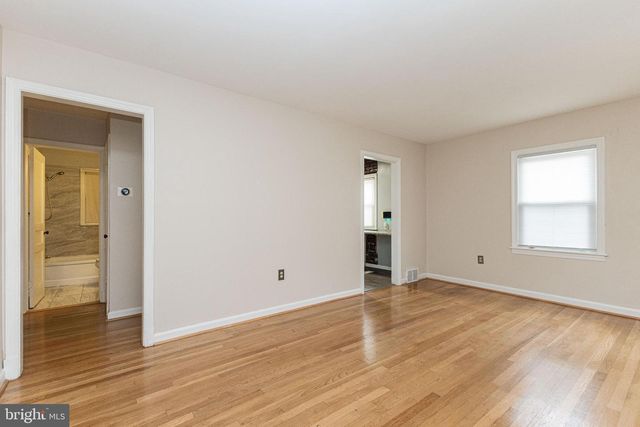 3903 73RD AVE, Hyattsville, MD 20784