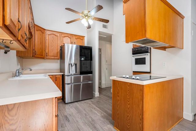 513 Shady Ln B, El Cajon, CA 92021