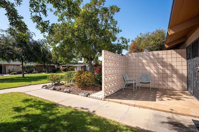 513 Shady Ln B, El Cajon, CA 92021