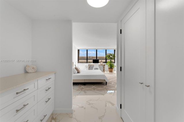 3 Grove Isle Dr C803, Miami, FL 33133