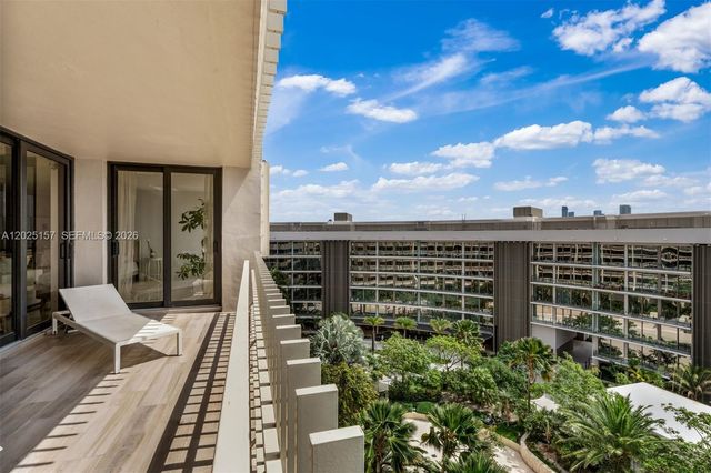 3 Grove Isle Dr C803, Miami, FL 33133