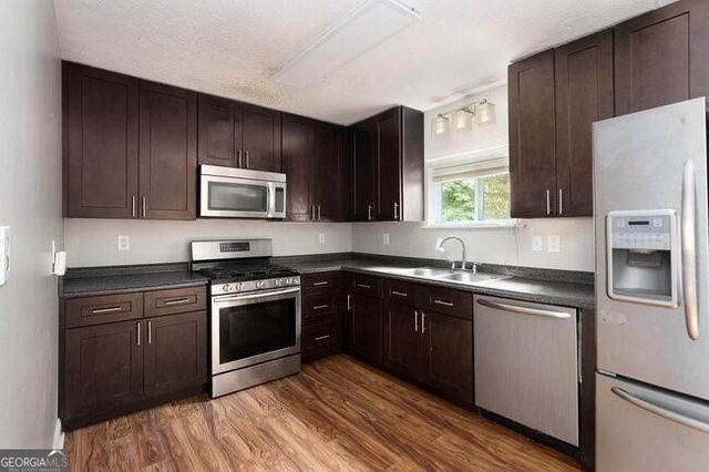 8955 Ochil Lane, Winston, GA 30187