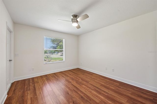 1000 KENOVA AVENUE, The Villages, FL 32162