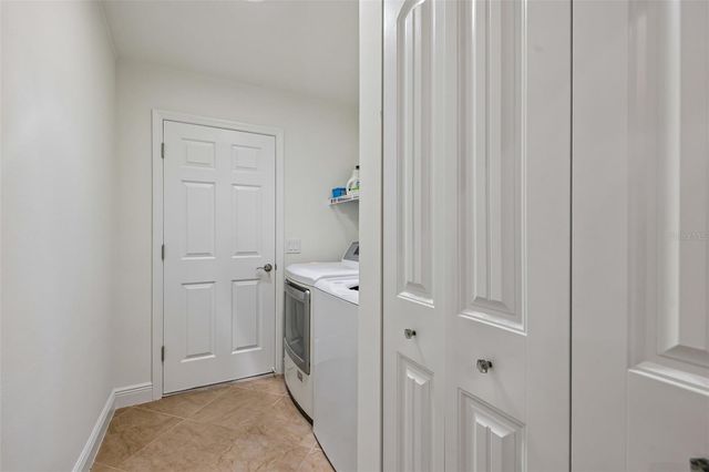 1000 KENOVA AVENUE, The Villages, FL 32162