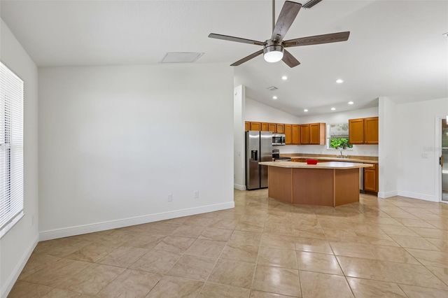 1000 KENOVA AVENUE, The Villages, FL 32162