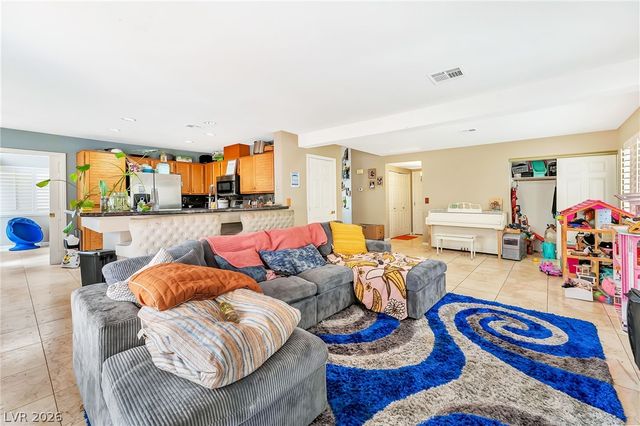 2917 Cape Verde Lane, Las Vegas, NV 89128