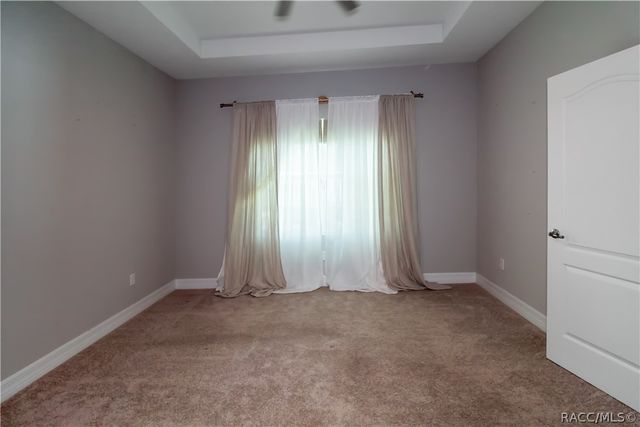 1012 W Geneva Place, Citrus Springs, FL 34434
