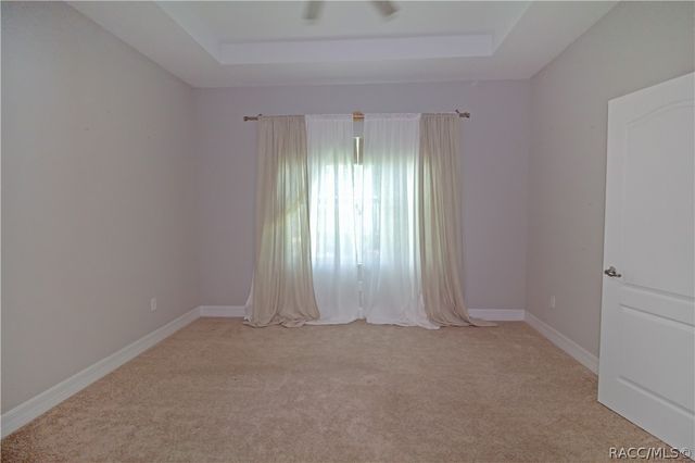 1012 W Geneva Place, Citrus Springs, FL 34434