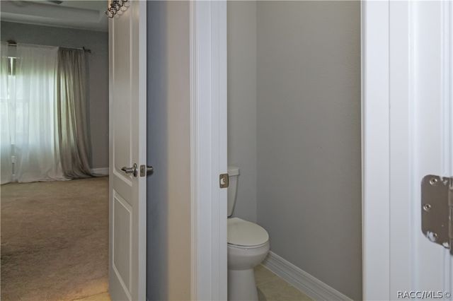 1012 W Geneva Place, Citrus Springs, FL 34434