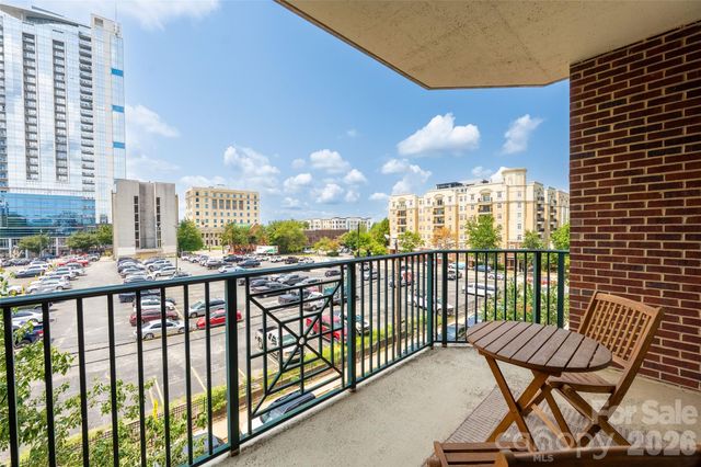 300 W 5th Street 419, Charlotte, NC 28202