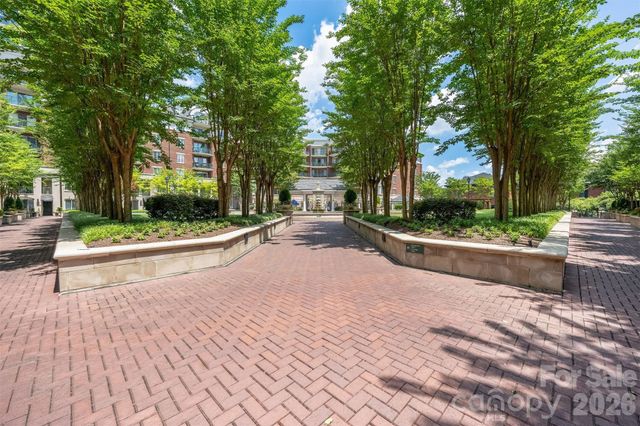 300 W 5th Street 419, Charlotte, NC 28202