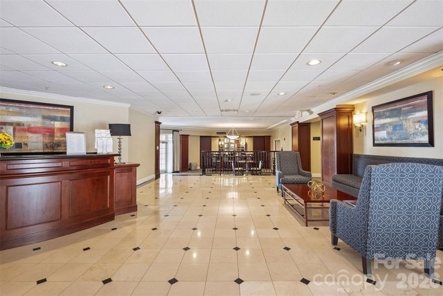 300 W 5th Street 419, Charlotte, NC 28202