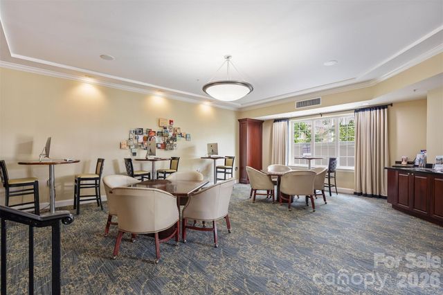 300 W 5th Street 419, Charlotte, NC 28202