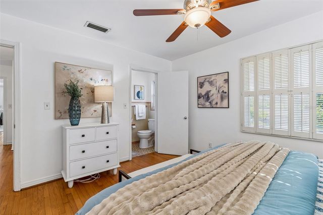 302 DEER PARK AVENUE, Tampa, FL 33617