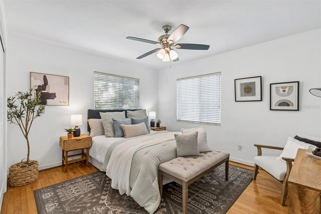 302 DEER PARK AVENUE, Tampa, FL 33617