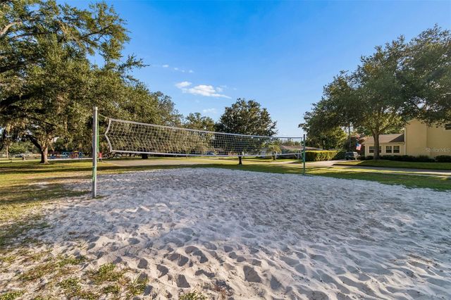 302 DEER PARK AVENUE, Tampa, FL 33617