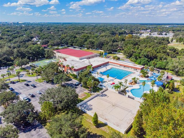 302 DEER PARK AVENUE, Tampa, FL 33617