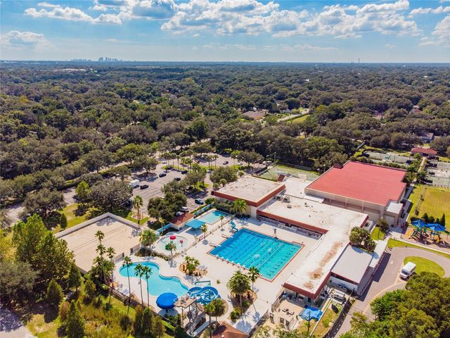 302 DEER PARK AVENUE, Tampa, FL 33617