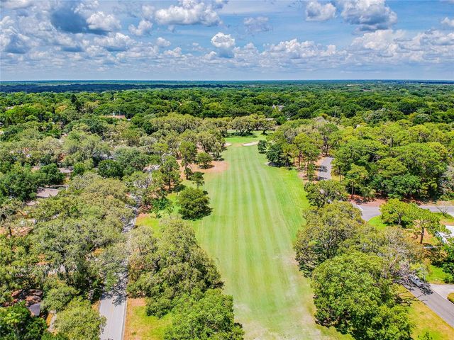 302 DEER PARK AVENUE, Tampa, FL 33617